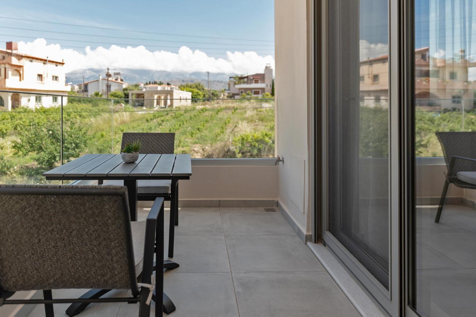 Oliva Verde Residences Galatás 外观 照片