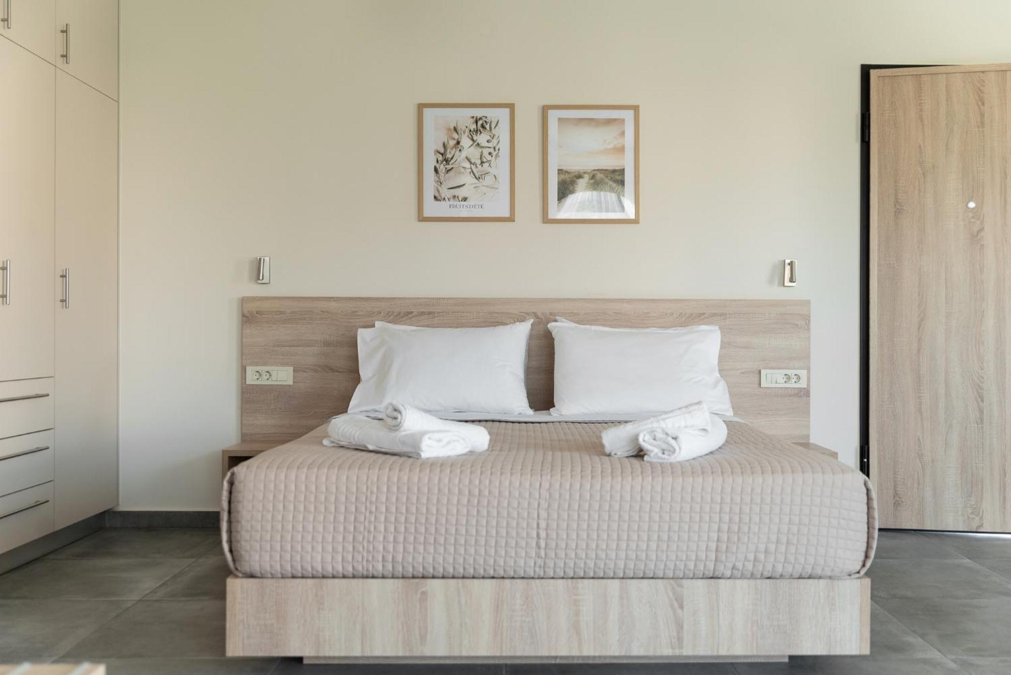 Oliva Verde Residences Galatás 外观 照片